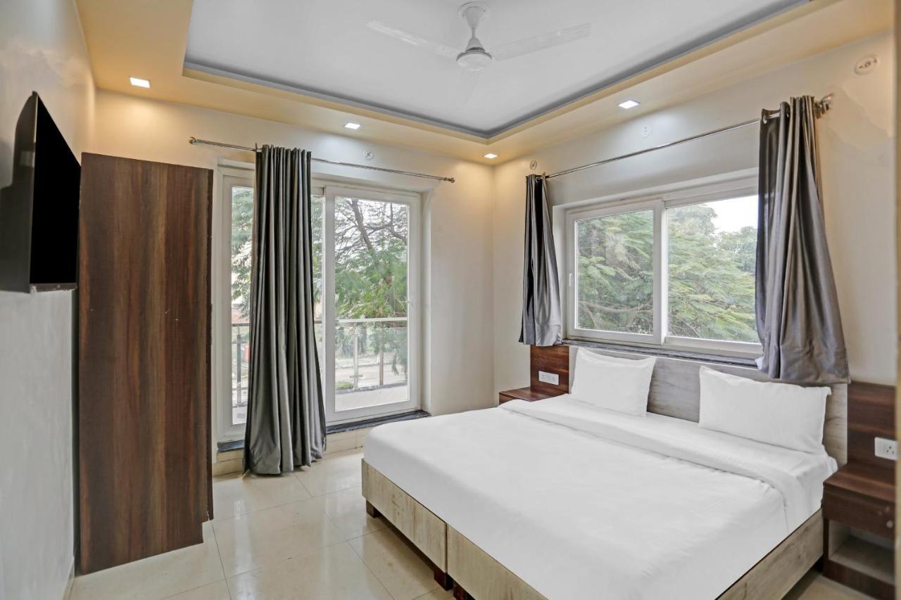 OYO 85795 Hotel Expo View Greater Noida Esterno foto