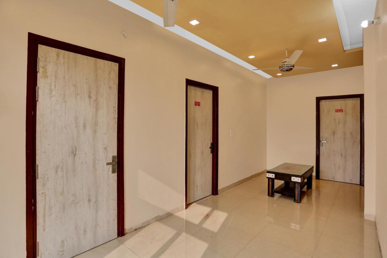 OYO 85795 Hotel Expo View Greater Noida Esterno foto