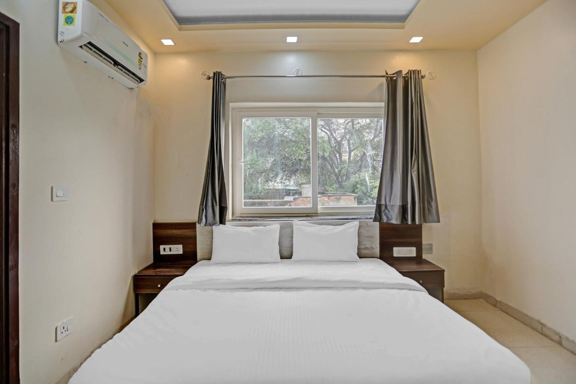 OYO 85795 Hotel Expo View Greater Noida Esterno foto